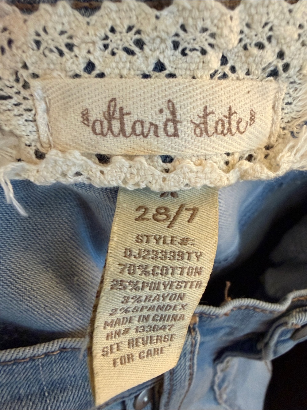 Altar'd State High Rise Button Fly Flare Jeans Light Wash Size 28 - Picture 5 of 9
